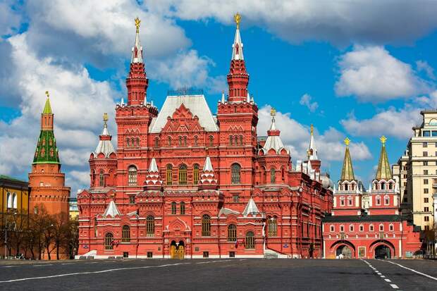 20 самых красивых зданий Москвы (ФОТО)