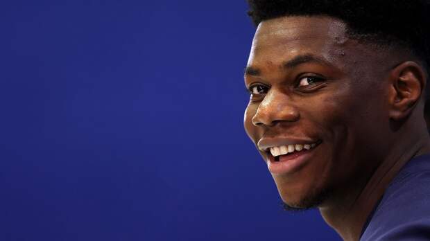 «Реал» собирается продлить контракт с Тчуамени