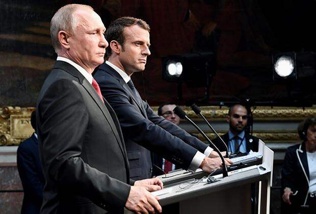 Путин и Макрон договорились об активизации нормандского формата