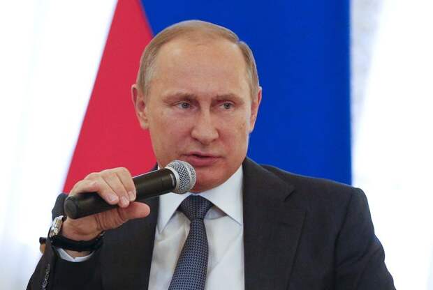 Путин поручил правительству актуализировать Энергостратегию с учетом декарбонизации