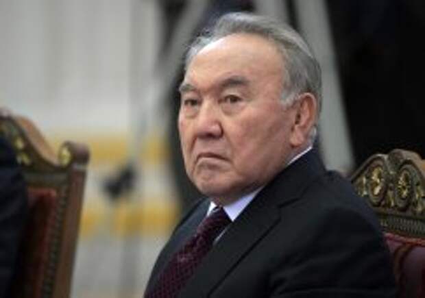 Назарбаев объяснил, почему Казахстан не признал Крым российским