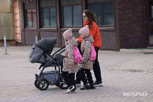 Россиядә әниләр өчен хезмәт хакы кертергә тәкъдим иттеләр