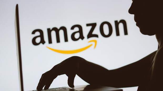 FT: Amazon и другие крупные компании США уволят 52 тысячи работников из-за ИИ