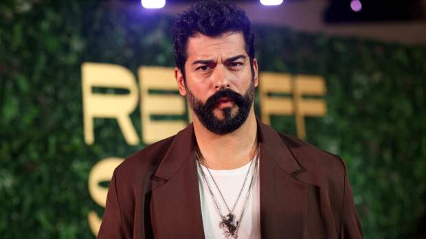 Бурак Озчивит высказался о своём спектакле в Москве, который раскритиковала Ксения Алфёрова: «У нас разные культуры»