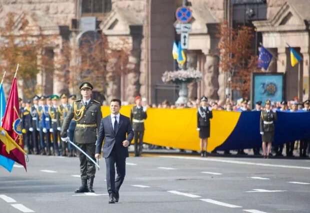 Новости стационара:Армия Украины на параде Дня незалежности показала себя во всей своей нищете