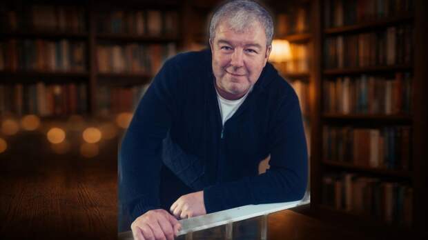 «Я не из тех отцов, кто держит детей в ежовых рукавицах»: как выглядит 31-летний сын Александра Робака, который пошёл по стопам отца