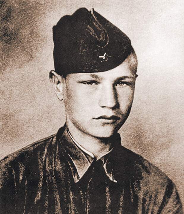 Курсант Дмитрий Язов, 1941 год 