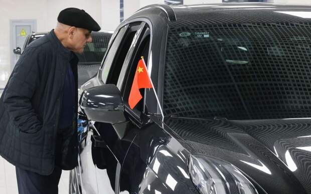 Рынок встряхнуло: закрылся каждый четвертый китайский автосалон в России