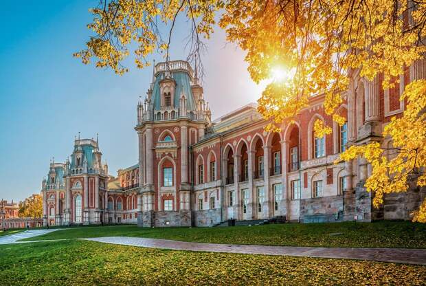 20 самых красивых зданий Москвы (ФОТО)