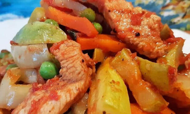 Овощное рагу с курицей