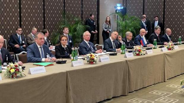 Контролировать Харьков, Днепропетровск и Одессу и не быть на крючке у США. Что нужно для мира на Украине