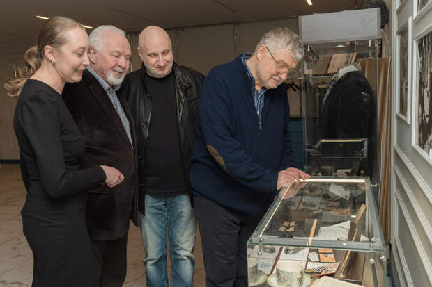 В Театре Шиловского открыли мемориал основателю к 60-летию нового худрука