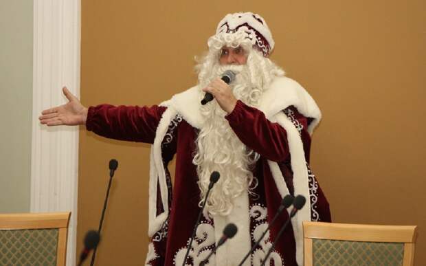 В Рязани назвали лучше всех украшенные магазины и кафе