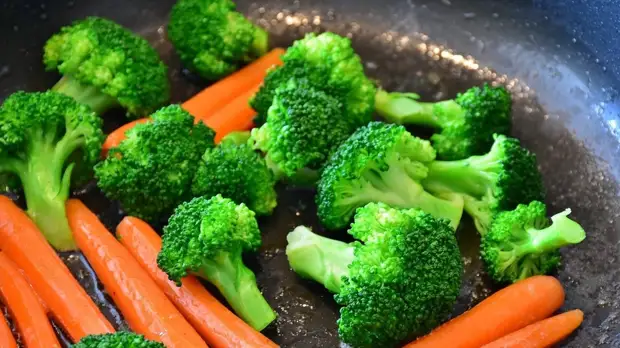 Диетолог Денисенко назвала плюсы и минусы веганства