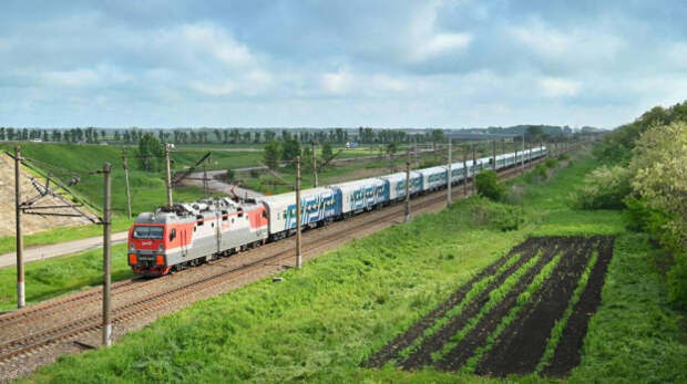 Поезд сообщением Таганрог — Симферополь будет курсировать весь курортный сезон