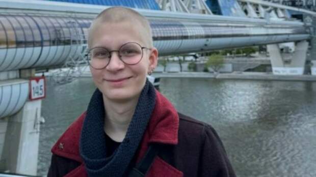 Школьнику из Новосибирска, борющемуся с онкологией, установили протез плеча