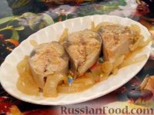 Фото к рецепту: Скумбрия, маринованная с кетчупом