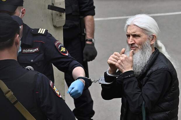 Бывший схимонах Сергий (Николай Романов)