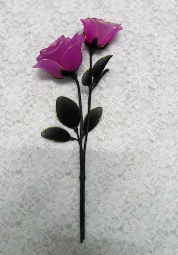 Розы из капрона. Красивые идеи и мастер-класс (54) (379x542, 131Kb)