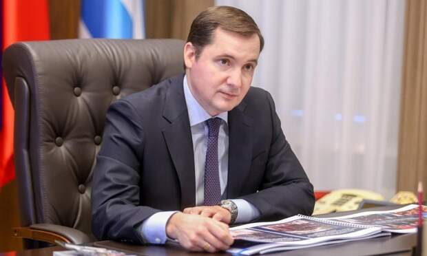 Александр Цыбульский поздравил женщин Архангельской области с 8 марта