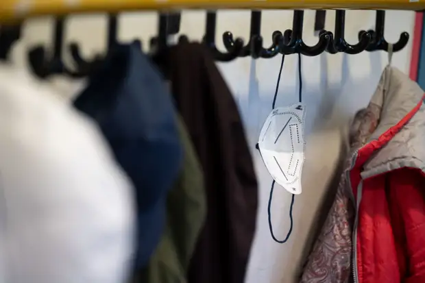 В поликлиниках Новосибирской области могут вернуть масочный режим