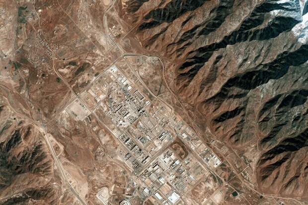 Иран угрожает ударом по ядерному реактору в Димоне в ответ на угрозу смены режима