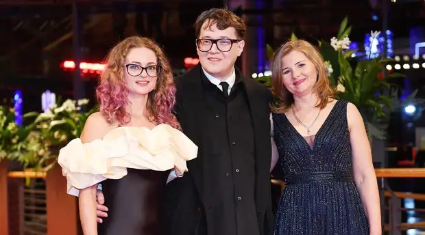 «Кинематографическая мука»: за что раскритиковали запрещённый в России фильм «Дау. Наташа»