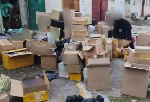 В Крыму пресекли незаконный оборот сигарет и вейпов на 10 млн рублей