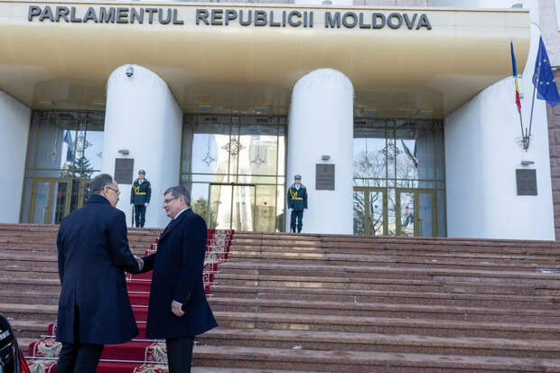 Молдавия подтвердила курс на Запад, объявив о решении выйти из СНГ