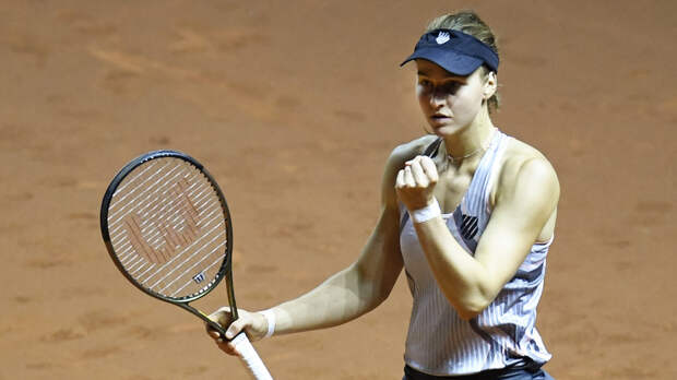 Самсонова победила Радукану и вышла в полуфинал теннисного турнира в Вашингтоне