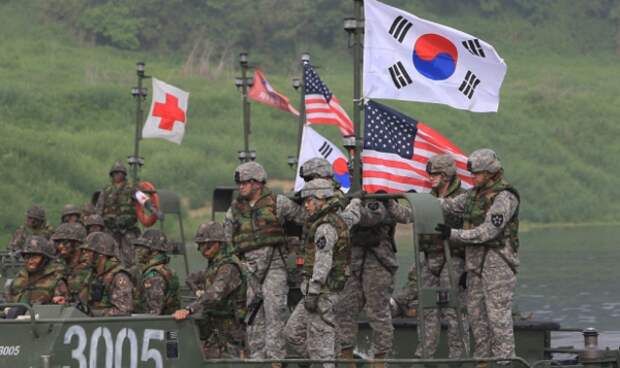 Южная Корея во всём поддерживает США. Партнёры, однако!