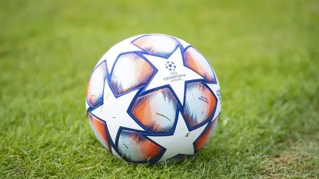 Киевское «Динамо» отправилось на матч ЛЧ с «Барселоной» без 13 игроков основного состава