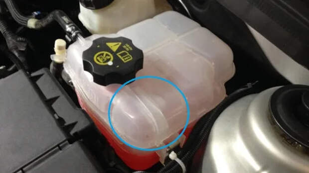 Как неисправная крышка расширительного бачка убивает двигатель автомобиля
