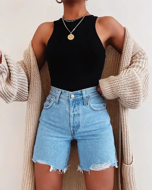 Модные кардиганы весны 2022: модели, которые будут на самом пике популярности