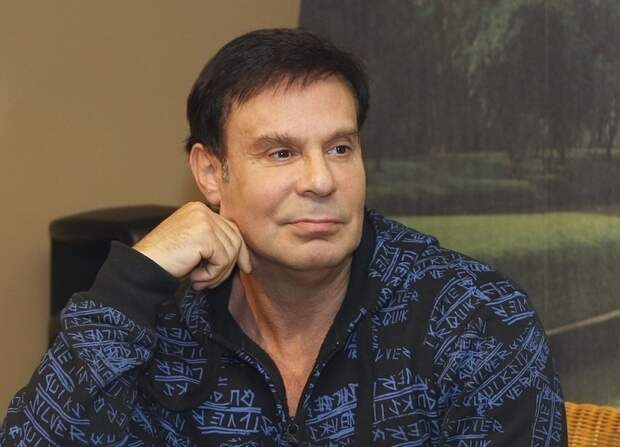 Ей 25, ему 70: Ефим Шифрин впервые рассказал о «таинственной незнакомке» и единственном браке