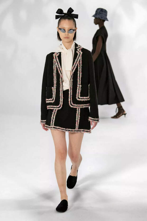 Giambattista Valli S/S 2021 Ready-to-Wea 