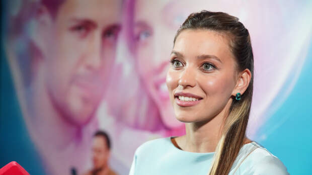 Строгий муж, трое детей и жизнь без декрета: вся правда о семье Регины Тодоренко