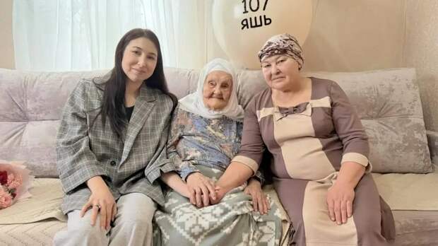 «В 1943 году освобождала Украину»: фронтовичке из Ютазов исполнилось 107 лет