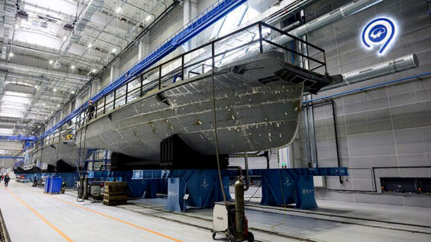 Комфортный и экологичный: какой уникальный речной транспорт создают на Московской верфи