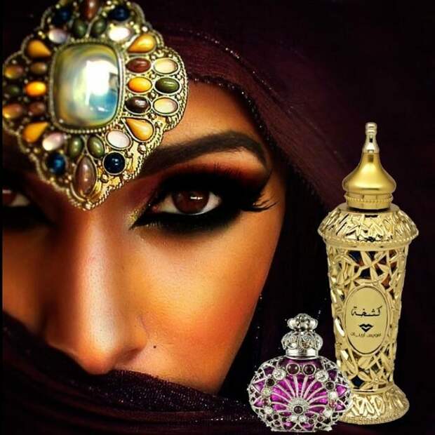 От арабских женщин всегда исходит особый аромат — дурманящий, соблазняющий, таинственный