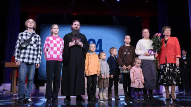 На поддержку многодетных семей Крыма выделят больше 4 млрд рублей в 2026 году