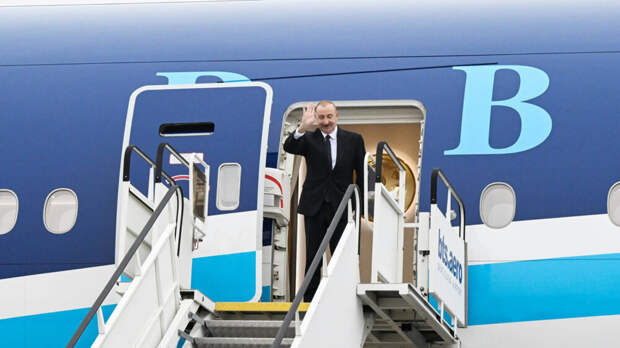 «Известия»: Азербайджан не открывает сухопутную границу с РФ из-за политики