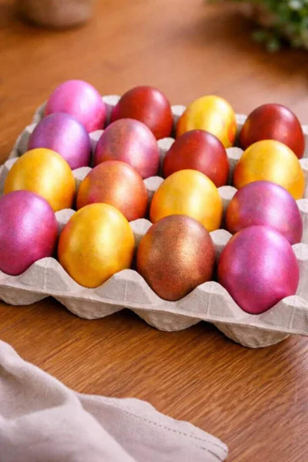 Красим яйца на Пасху правильно: 2 натуральных способа с пошаговыми инструкциями. Просто и красиво