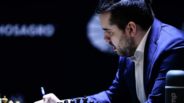 Непомнящий идет вторым на этапе Grand Chess Tour в Париже 