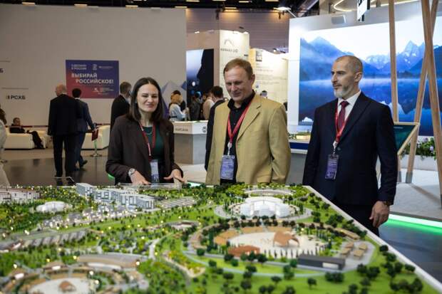 На Кавказском инвестиционном форуме экспозиция Адыгеи представила достижения в отраслях экономики