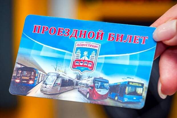 Личные вещи, которые не стоит хранить в кошельке