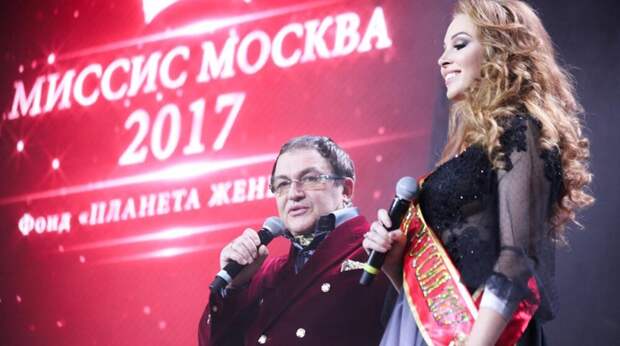 Полина Диброва вспомнила, как застала экс-мужа с двумя женщинами в отеле