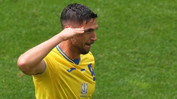 Футболист сборной Украины: «В самый ответственный момент мы обкакиваемся. Просто стыдно. Позор»