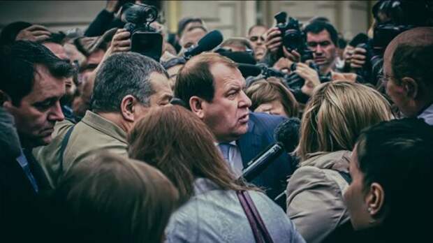 Неловкие кадры из Госдумы испугали депутатов: Были приняты меры. Володин подтвердил: "Мы не стебёмся"