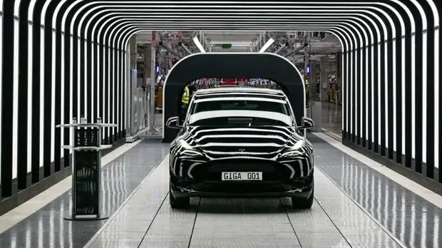 Капитализация Tesla упала на $126 млрд из-за опасений по поводу финансирования сделки с Twitter